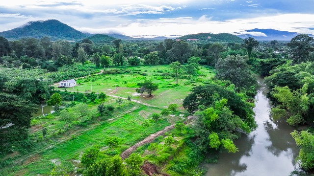 ขายที่ดินติดแม่น้ำเพชรบุรี โฉนดครุฑแดง เพชรบุรี ขายที่ดินริมน้ำ อำเภอท่ายาง เพชรบุรี ใกล้กรุงเทพ น้ำไฟพร้อม น้ำไม่ท่วม ฮวงจุ้ยท้องมังกร