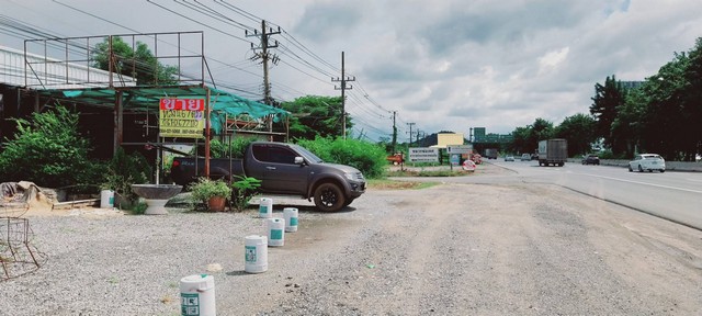 ขายที่ดิน พร้อมสิ่งปลูกสร้าง 67 วา ติดถนนเอเชีย ขาเข้ากรุงเทพ ย่านมัทรี พยุหะคีรี นครสวรรค์ ZK352