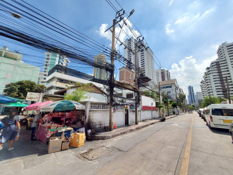 ขายที่ดิน มศว ประสานมิตร CBD Prime Area เนื้อที่ 51 ตรว ซอยสุขุมวิท 23 แขวงคลองเตยเหนือ เขตคลองเตย กรุงเทพฯ 10110