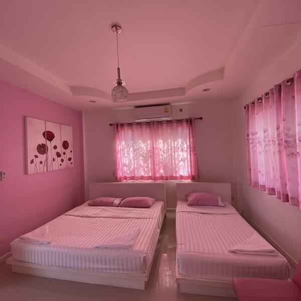 เซ้งรีสอร์ท +ห้องสัมมนา ชัยภูมิ อำเภอเมือง ติดถนนชัยภูมิ-สีคิ้ว ได้เฟอร์นิเจอร์ อุปกรณ์และเครื่องใช้ไฟฟ้าทุกอย่าง ติดต่อไลน์ rattapakz