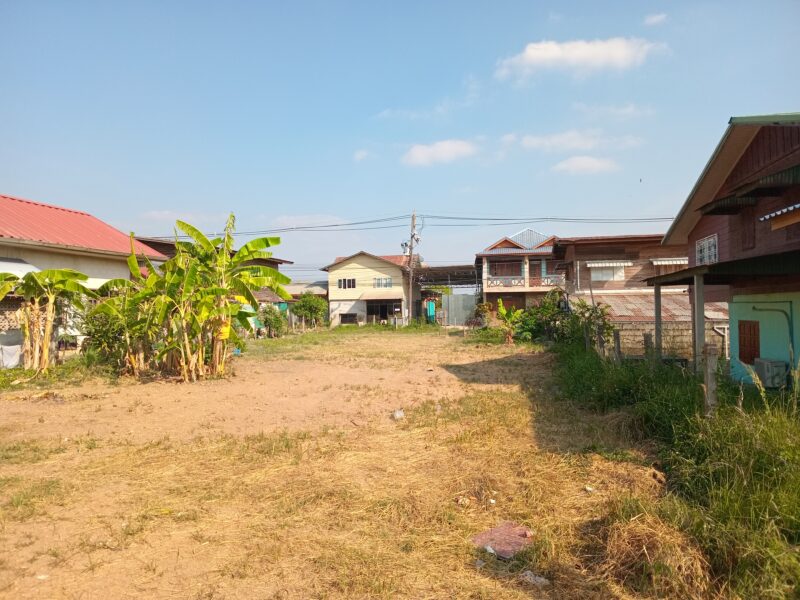 ขายที่ดินเปล่า ติดริมโขง ใกล้ห้าง ใกล้เมือง แหล่งชุมชน บรรยากาศดี จังหวัด มุกดาหาร