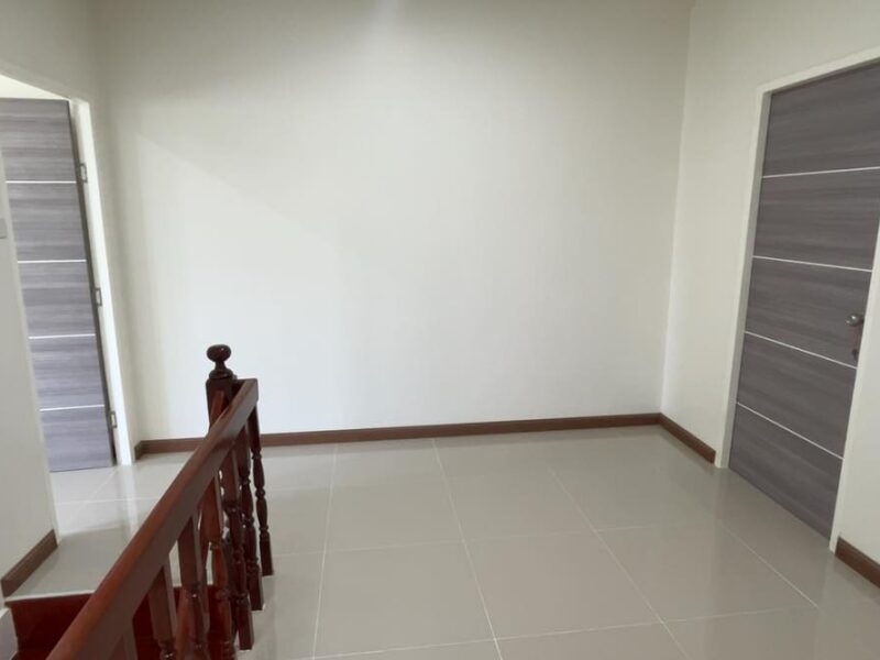 ขายทาวเฮาส์ 2 ชั้น 20 ตรว. หน้ากว้าง 6 เมตร ตรงข้ามอำเภอปากช่อง ซ.ปากช่อง 26 เมตร นครราชสีมา