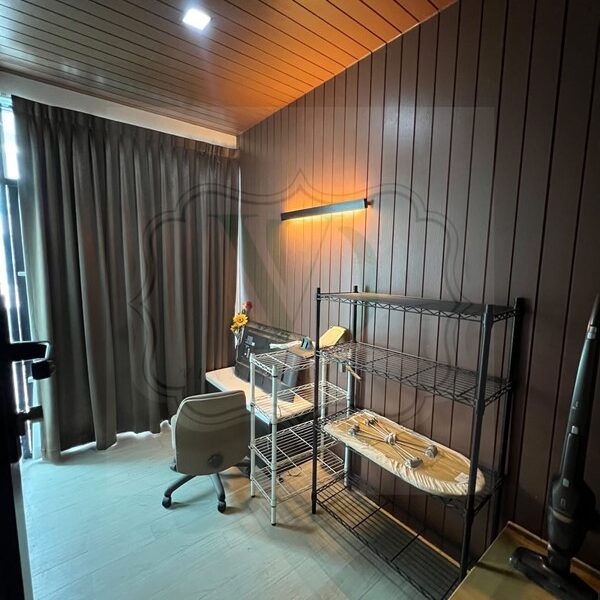 ให้เช่า หรือขาย บ้านทาวน์เฮ้าส์ เพล็กซ์ บางนา 3 ชั้น 3 ห้องนอน โทร 094-327-8878