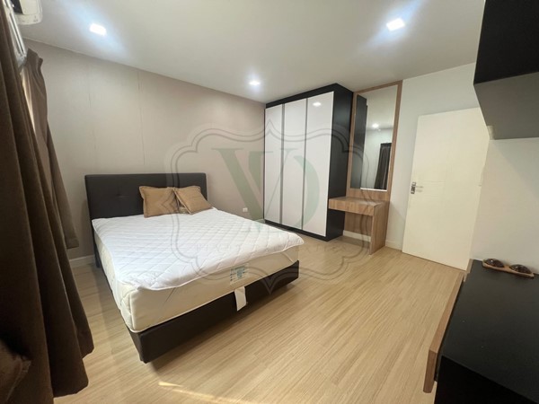ขาย หรือเช่า บ้านทาวน์เฮ้าส์ Plex Bangna 3 ชั้น 3 ห้องนอน อ.บางพลี จ.สมุทรปราการ โทร 0943278878