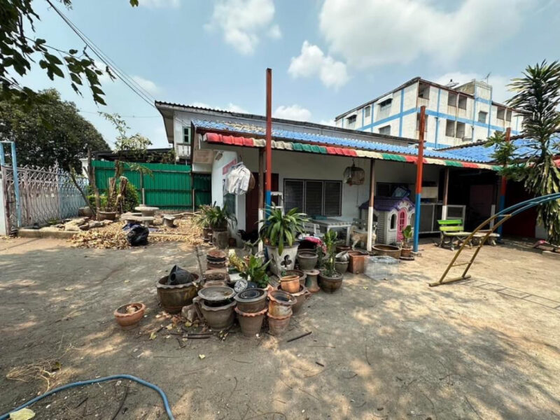 ขายด่วน ที่ดิน 183 ตร.ว. รวม 2 โฉนด ทำเลทอง ซอยพหลโยธิน 58