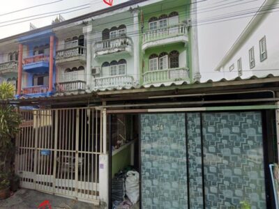 ขาย ตึกแถว 3 ชั้นครึ่ง ย่านบางแค (2.9 ล้าน) ห่างสถานีรถไฟฟ้าบางแค 8 นาที เข้าได้ 2 ทาง โทร 0867817589