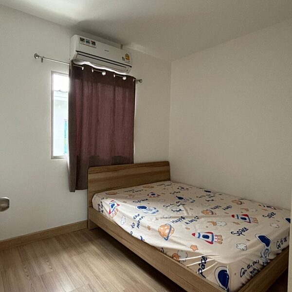 บ้านทาวน์โฮม 2 ชั้น พร้อมอยู่ โครงการ พฤกษาวิลล์ 108 สุขุมวิท-บางพระ ทำเลเยี่ยม ติดสวนหน้าบ้าน สระว่ายน้ำ และฟิตเนส ใจกลางบางพระ โทร 0838266099