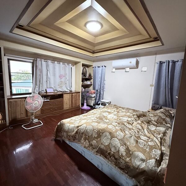 บ้านเดี่ยว 82 ตรว. หมู่บ้านภัทรนิเวศน์ลากูน บางบัวทอง นนทบุรี ทำเลดี เดินทางสะดวก! Tel 096-195-4426