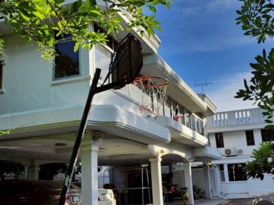 ขายด่วนบ้านพร้อมที่ดินผืนใหญ่ใจกลางเมืองปากน้ำ ใกล้ BTS เพียง 290 เมตร