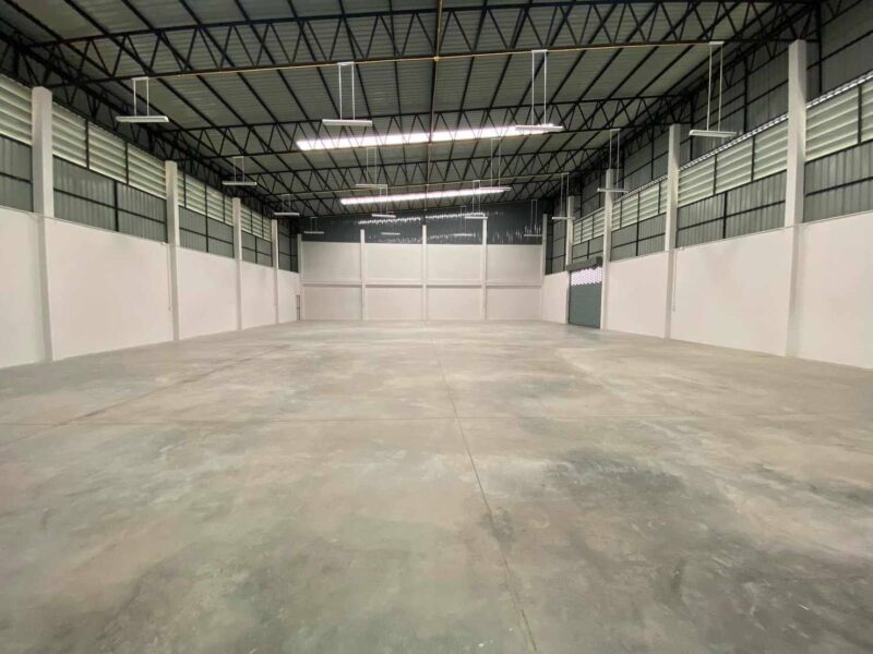 ขายที่ดินแปลงสวย ทำเลทอง โครงการมังกรทอง เหมาะสร้างโกดัง โรงงาน ออฟฟิศ ราคาเพียง 2.9 ล้านเท่านั้น