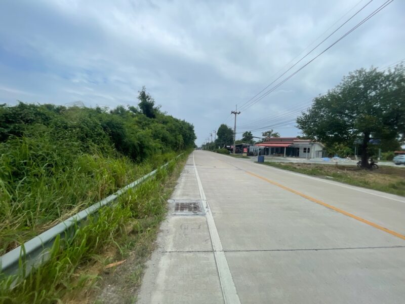 ขาย ที่ดิน EECติดมอเตอร์เวย์ เมืองชลบุรี หนองข้างคอก 13 ไร่ 1 งาน 78 ตร.วา เข้าออกมอเตอร์เวย์ได้หลายทาง เหมาะทำโรงงาน โกดังสินค้า