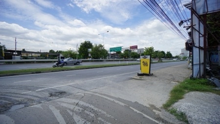 ขาย ที่ดิน ติดนครอินทร์ แยกติวานนท์ 4 ไร่ 66.2 ตร.วา ใกล้รถไฟฟ้าแยกติวานนท์ เหมาะสร้างคอนโด วิวแม่น้ำเจ้าพระยา
