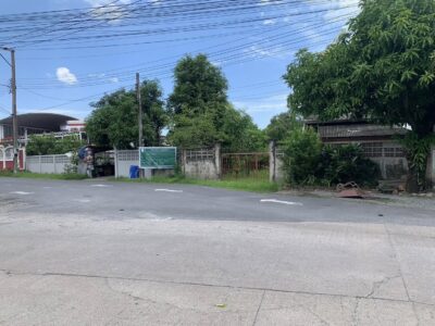 ขายด่วน ‼️ ที่ดินเปล่า ซ.เฉลิมพระเกียรติ ร.9 38 เข้าออกได้หลายทาง กำลังจะทำถนนใหม่ ตัดออก ซ.เฉลิมพระเกียรติ 30 ถนน คอนกรีตพร้อมท่อระบายน้ำ (เปิดใช้ พฤศจิกายน 2568)