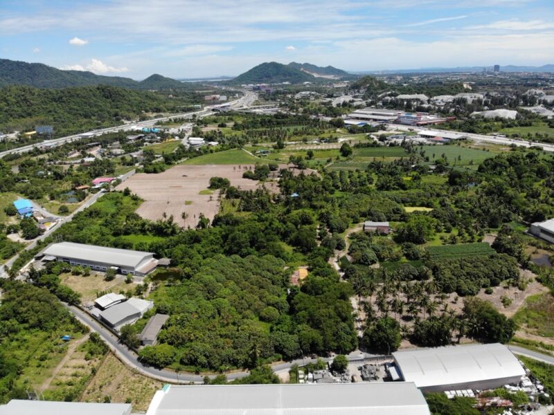 ขาย ที่ดิน EECติดมอเตอร์เวย์ เมืองชลบุรี หนองข้างคอก 13 ไร่ 1 งาน 78 ตร.วา เข้าออกมอเตอร์เวย์ได้หลายทาง เหมาะทำโรงงาน โกดังสินค้า