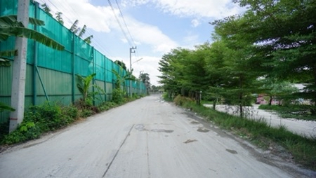 ขาย ที่ดิน ติดนครอินทร์ แยกติวานนท์ 4 ไร่ 66.2 ตร.วา ใกล้รถไฟฟ้าแยกติวานนท์ เหมาะสร้างคอนโด วิวแม่น้ำเจ้าพระยา