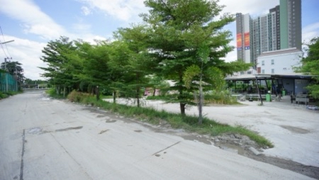 ขาย ที่ดิน ติดนครอินทร์ แยกติวานนท์ 4 ไร่ 66.2 ตร.วา ใกล้รถไฟฟ้าแยกติวานนท์ เหมาะสร้างคอนโด วิวแม่น้ำเจ้าพระยา