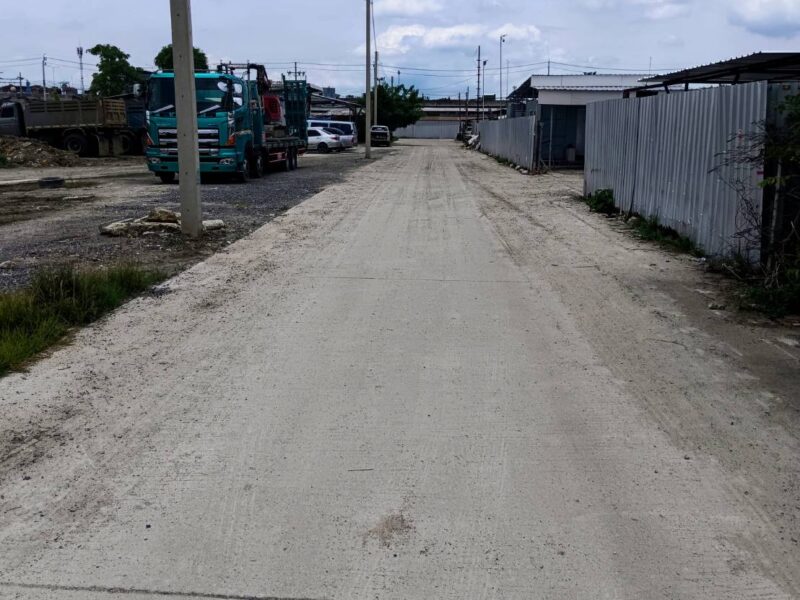 ที่ดินเปล่าถมแล้วพื้นเทคอนกรีตให้เช่าใกล้ 5 แยกวัชรพล กรุงเทพมหานคร