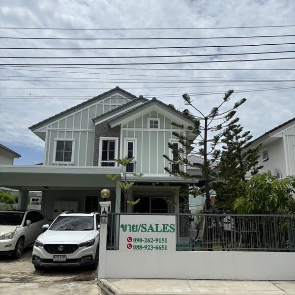 ขายบ้านเดี่ยว 2 ชั้น หมู่บ้านวิลลาจิโอ้ 2 ศรีนครินท์-บางนา อยู่ใกล้เมกาบางนา ทางด่วน โทร 090-262-9151
