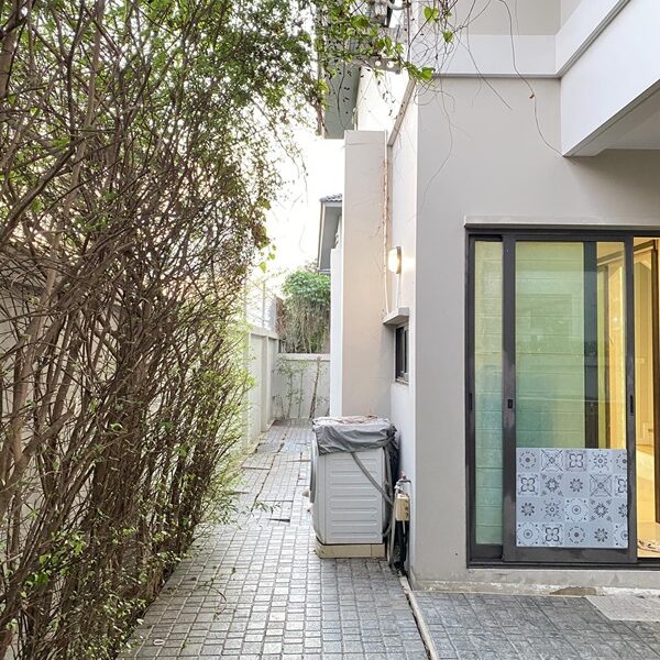 ขายด่วน เจ้าของขายเอง ถูกมากๆ บ้านเดี่ยว โครงการสยามไฮวิลล์คลองสี่-วงแหวนธัญบุรี โทร. 063-694-6997