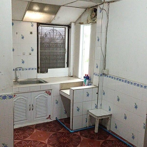 ให้เช่า บ้านเดี่ยว ซ.ปิยนนท์ คลอง 3 ลำลูกกา ปทุมธานี 4,000 บาทต่อเดือน โทร 083-7727472