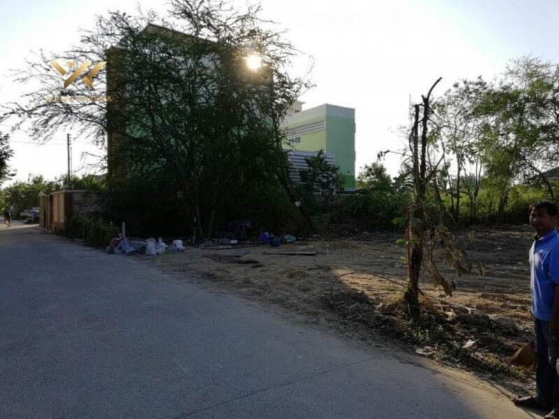 ขาย ที่ดิน นอกหมู่บ้านจัดสรร ไม่ต้องเสียค่าส่วนกลาง ที่ดินศรีนคริน ซอย 45 1 งาน ระยะ 1.2 กม.ถึงสถานีรถไฟฟ้า ศรีนครินทร์ซอย 38