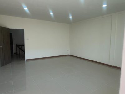 ทาวน์เฮ้าส์ 2 ห้องนอน 2 ห้องน้ำ ปากช่อง นครราชสีมา ทำเลดี