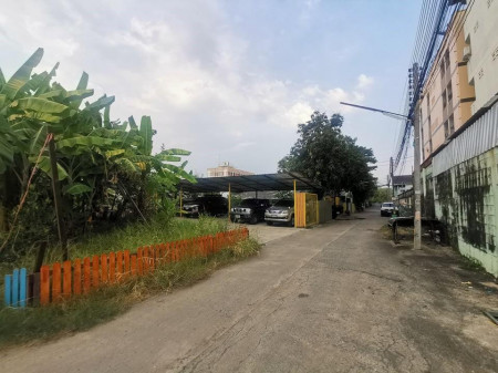 ขาย ที่ดิน พหลโยธิน 53 ขนาด 2 งาน ถมแล้ว ใกล้รถไฟฟ้าสถานีราบ 11 เข้าออกได้ทั้งซอยพหล 53 และ 55 เหมาะสร้างบ้าน