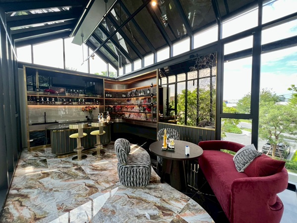 VIVE กรุงเทพกรีฑาตัดใหม่ ใกล้ รร.นานาชาติ บ้านเดี่ยว 3ชั้น 4ห้องนอน พร้อม Glass House ดีไซน์ใหม่ล่าสุด โทร 0818119186