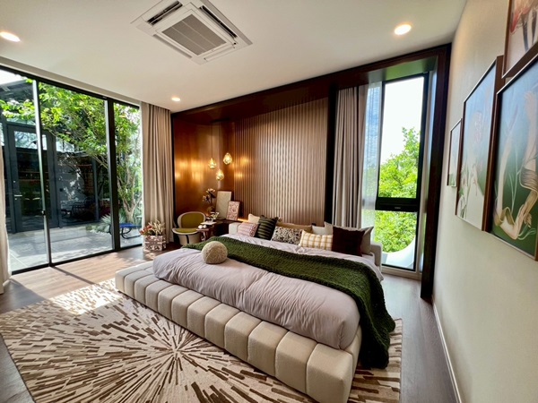 VIVE กรุงเทพกรีฑาตัดใหม่ ใกล้ รร.นานาชาติ บ้านเดี่ยว 3ชั้น 4ห้องนอน พร้อม Glass House ดีไซน์ใหม่ล่าสุด โทร 0818119186
