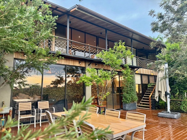 สวนทุเรียนขั้นบันได บ้านตากอากาศบนเขา พร้อมโฉนด! วิวหลักล้าน 11ไร่ อ.มะขาม จันทบุรี โทร 0830132000