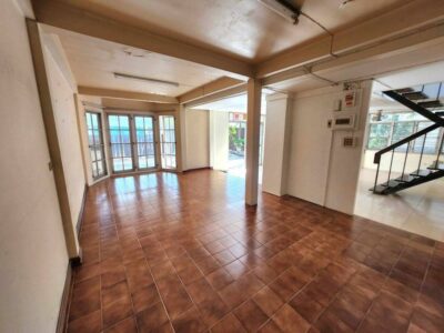 บ้านเดี่ยวให้เช่า ไม่มีตกแต่ง บ้านไม่มีเฟอร์นิเจอร์ใดๆ บางจาก สุขุมวิท 93