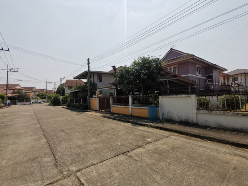 ขาย ที่ดิน หมู่บ้านมณฑลนคร 124 ตรว ใกล้ถ.พุทธมณทลสาย 5 แค่ 700 ม. CC.