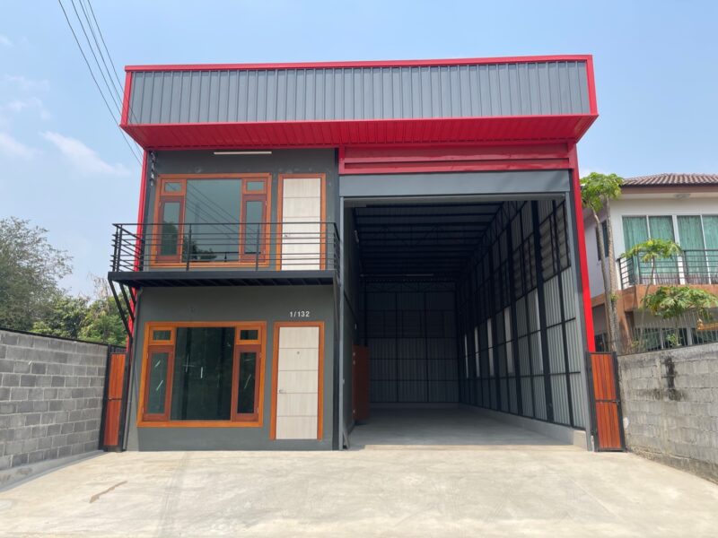 โกดังพร้อมออฟฟิศสร้างสไตล์โมเดิร์น หรือแบบที่ลูกค้าเลือกสร้างตามต้องการ