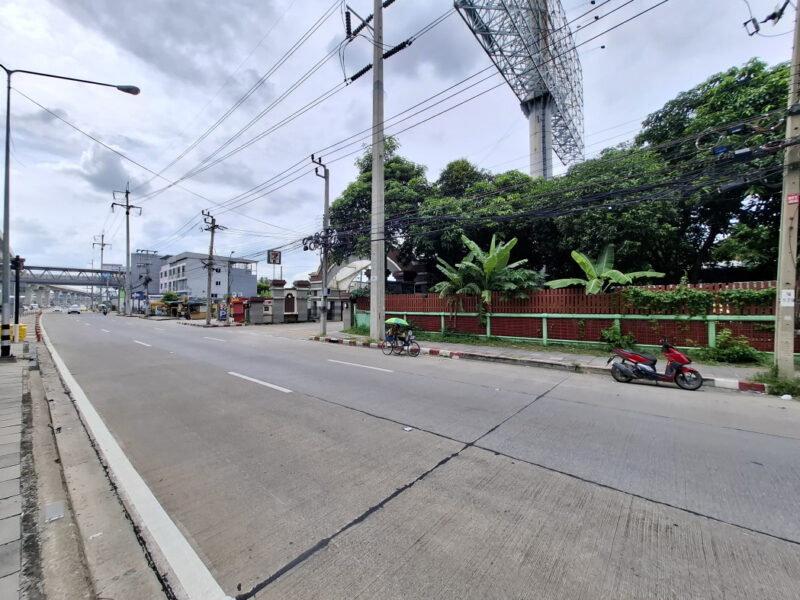 ขายถูกเว่อร์ ที่ดิน ติด MRT ไทรม้า 3 ไร่กว่า เหมาะทำคอนโด โชว์รูม CC