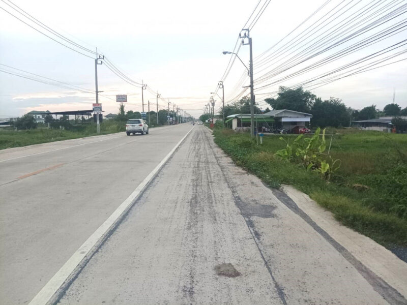 ขาย ที่ดิน ติดถนนบ้านกล้วย-ไทรน้อย 19 ไร่กว่า เหมาะทำจัดสรร CC
