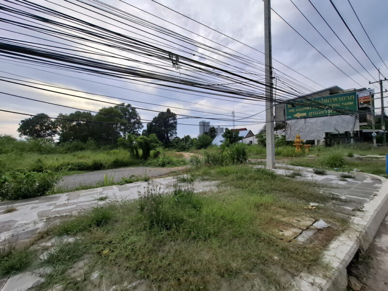 ขายที่ดิน ริมถนนสุขุมวิท นาจอมเทียน พัทยา 10 ไร่ เหมาะทำคอนโด โรงแรม CC