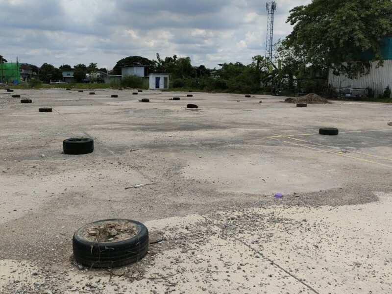 ที่ดินเปล่าถมแล้วพื้นเทคอนกรีตให้เช่าใกล้ 5 แยกวัชรพล กรุงเทพมหานคร