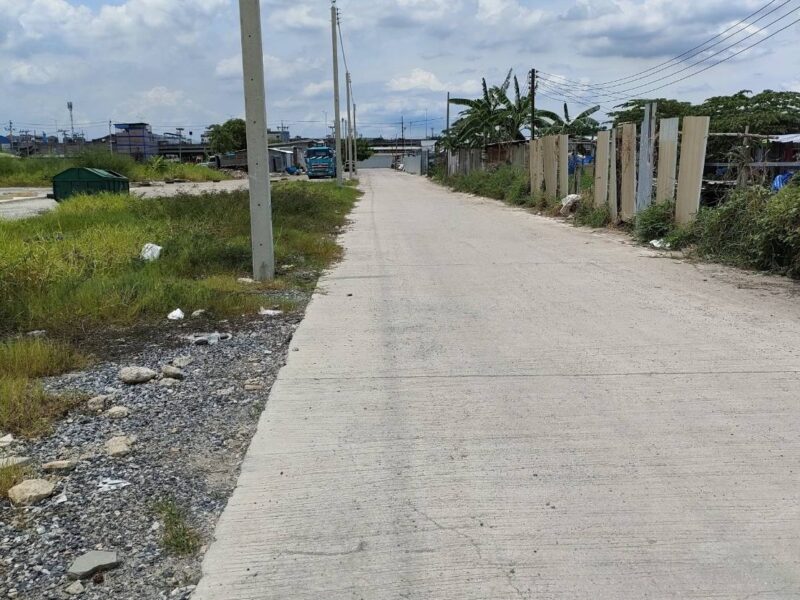 ที่ดินเปล่าถมแล้วพื้นเทคอนกรีตให้เช่าใกล้ 5 แยกวัชรพล กรุงเทพมหานคร