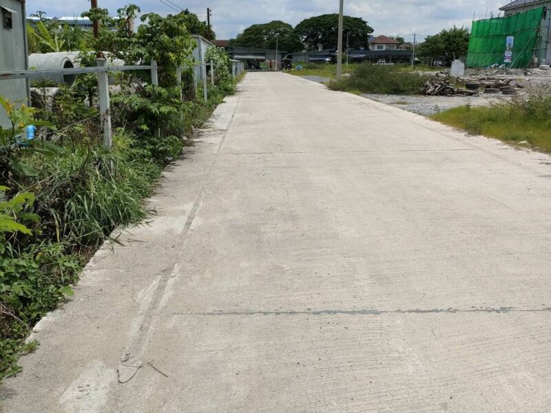 ที่ดินเปล่าถมแล้วพื้นเทคอนกรีตให้เช่าใกล้ 5 แยกวัชรพล กรุงเทพมหานคร