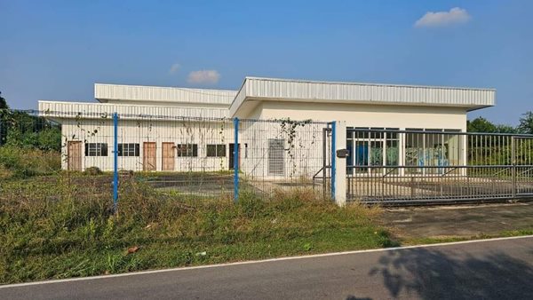 ขายโกดังสินค้า เมืองราชบุรี พร้อมออฟฟิศสำนักงาน ติดถนนหลัก เดินทางสะดวก เนื้อที่ 2 ไร่ 2 งาน 60 ตรว. โทร 096-2893945