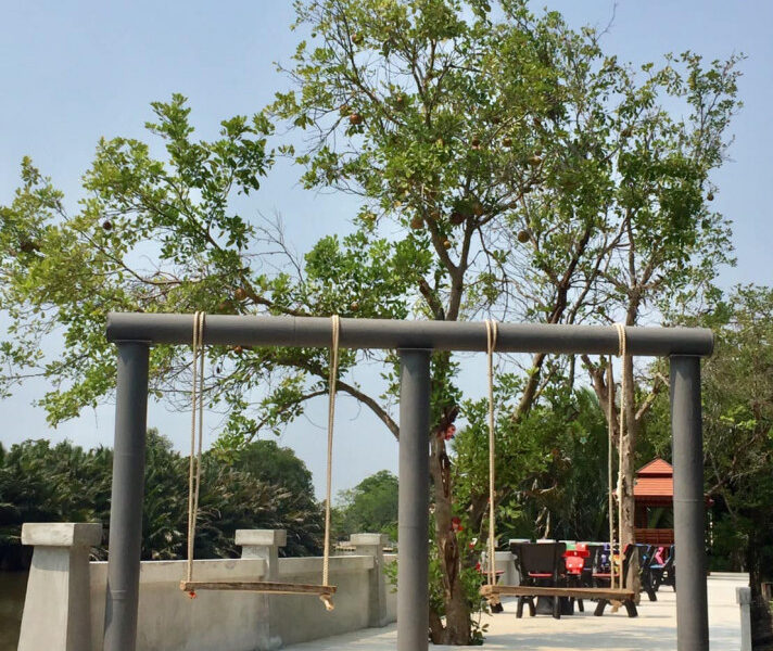 ขายที่ดินพร้อมรีสอร์ท 25-0-75.4 ไร่ (แบ่งขาย) ติดถนนพระรามที่ 2 จ.สมุทรสงคราม