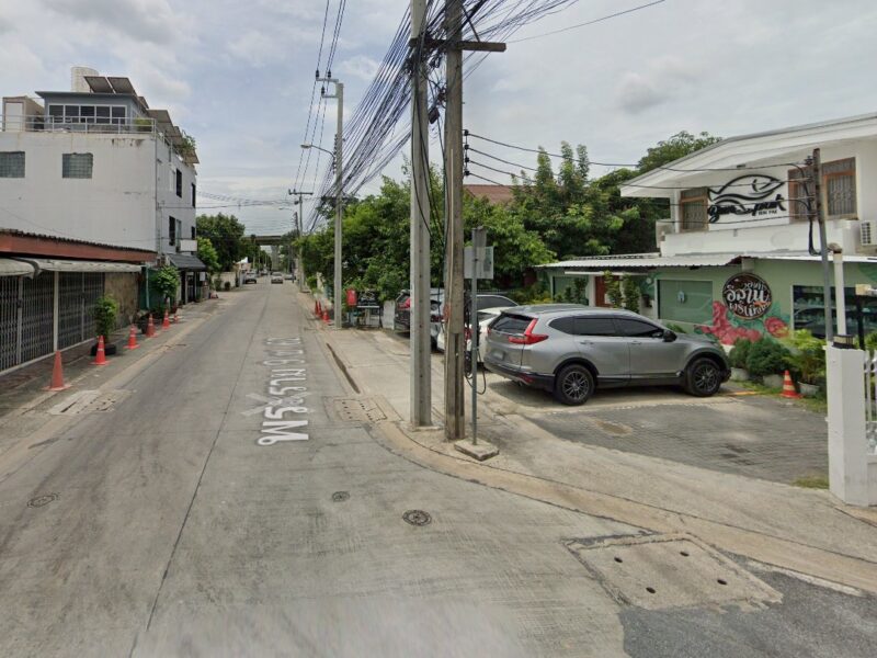 ขายที่ดินสวยพระราม 9 ซอย 62 - 64 ทำเลดี เหมาะทำบ้าน ออฟฟิศ เข้า-ออกเมืองสะดวก ใกล้เดอะไนน์