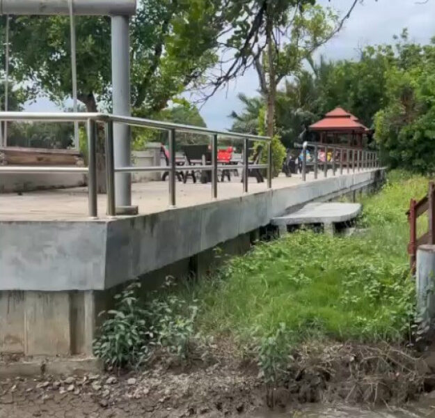 ขายที่ดินพร้อมรีสอร์ท 25-0-75.4 ไร่ (แบ่งขาย) ติดถนนพระรามที่ 2 จ.สมุทรสงคราม