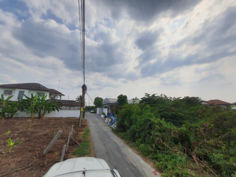 ขายด่วนที่ดินลาดปลาดุก 51 ตรว ติดถนนลาดยางสาธารณะ ถมแล้ว อ.บางบัวทอง จ.นนทบุรี