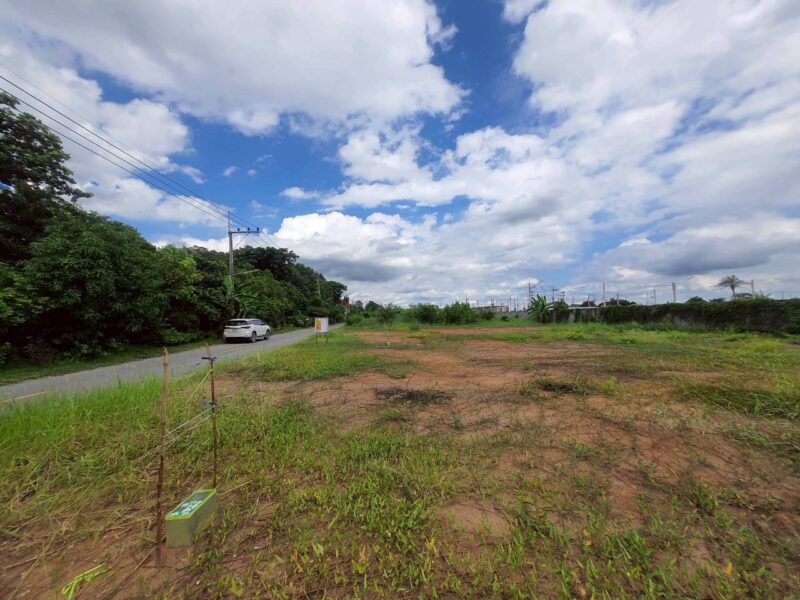 ขายที่ดินถมแล้ว 1 ไร่ ติดถนนลาดยางสาธารณะ ซ.คลองหกตะวันตก 25 อ.คลองหลวง จ.ปทุมธานี