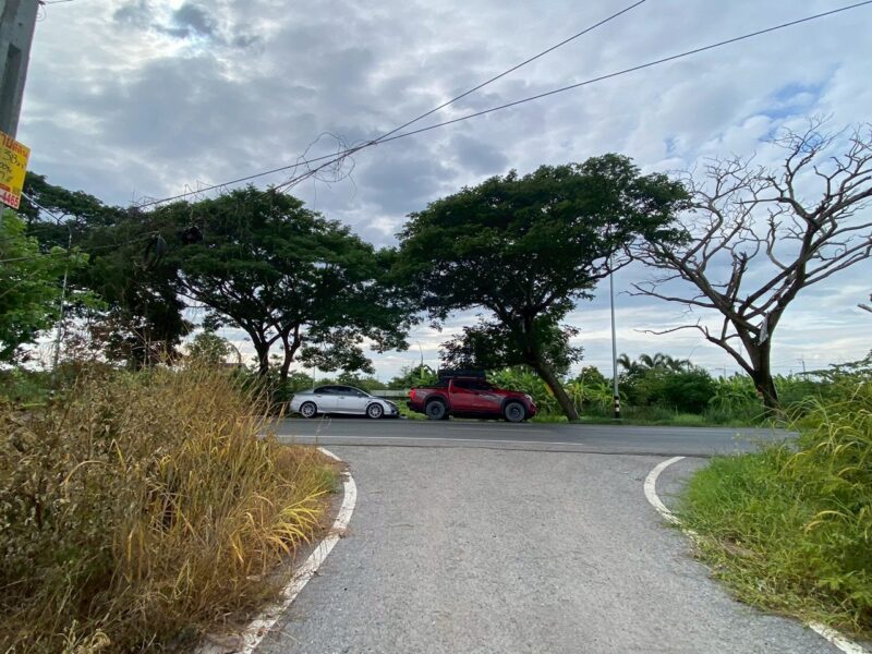 ขายถูกที่ดินคลองสิบสาม 3 ไร่เศษ ติดถนนสาธารณะ มีไฟฟ้า 3 เฟส เขตหนองจอก กทม.