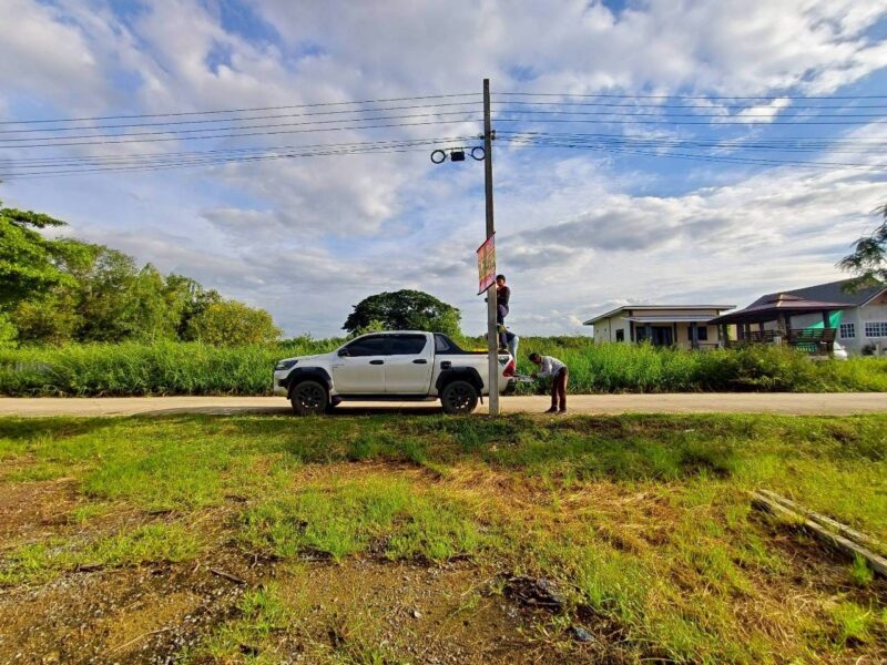 ขายด่วนที่ดิน 100 ตาว ติดถนนคอนกรีตสาธารณะ ถมแล้ว ซ.คลองสี่ตะวันตก 34/1 อ.คลองหลวง จ.ปทุมธานี