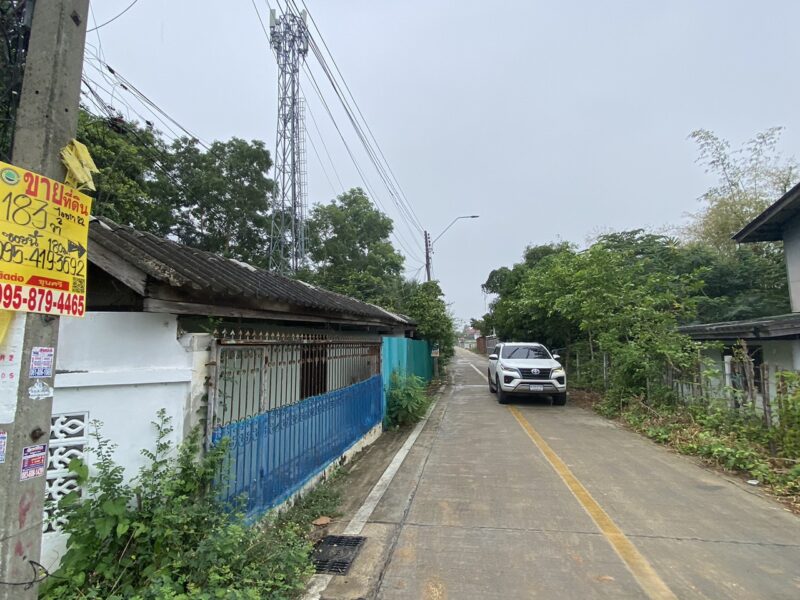 ขายด่วนที่ดินคลองสอง 183 ตรวติดถนนคอนกรีตสาธารณะ ซ.ไอยรา 22 อ.คลองหลวง จ.ปทุมธานี