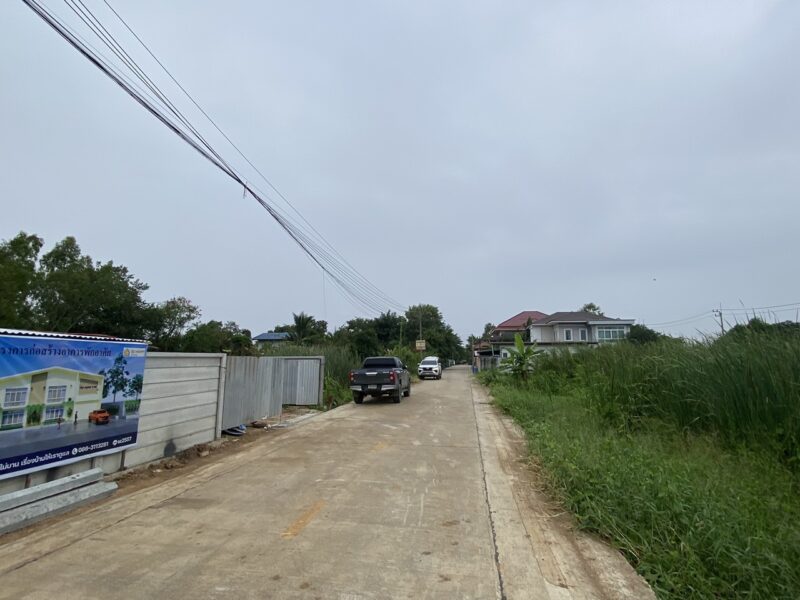 ขายด่วนที่ดินคลองสอง 183 ตรวติดถนนคอนกรีตสาธารณะ ซ.ไอยรา 22 อ.คลองหลวง จ.ปทุมธานี