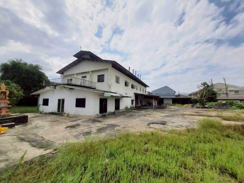 ขายถูกมากที่ดินหนองแขม 3 ไร่ 3 งาน 51 ตรว ติดถนนคอนกรีตสาธารณะ เลียบคลองภาษีเจริญฝั่งเหนือ 10 กทม.